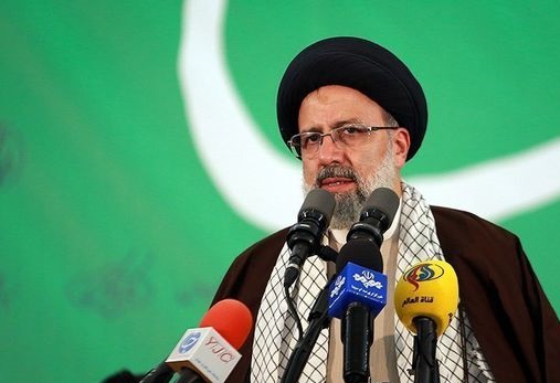 حجت الاسلام رئیسی:ایجاد ۴۰۰هزار شغل با آی تی/منشور حقوق شهروندی برای رونمایی نیست