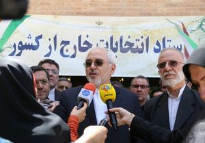 تخلف سازمان‌یافته دولتی‌ها در تبلیغات انتخابات/ از حضور ظریف در میتینگ‌های تبلیغاتی تا توهین وزیر ارشاد به رقبا