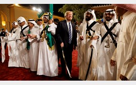 رقص شمشیر ترامپ و تیلرسون در ریاض ! + عکس و فیلم 