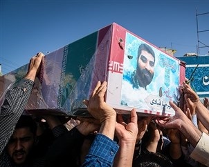 گزارش تصویری از تشییع پیکر شهید مدافع حرم علیرضا قبادی