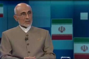  میرسلیم در نامه‌ای خطاب به روحانی: فاصله زیادی با اهداف سند چشم‌انداز در مقایسه با رقبای منطقه‌ای بوجود آمده است/ کانون تفکری از نامزدهای ریاست جمهوری برای جمع‌بندی اندیشه‌ها ایجاد شود