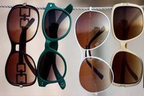 مشخصات یک عینک آفتابی مناسب
