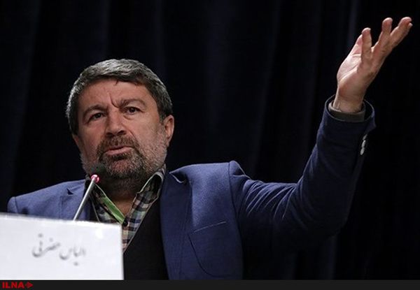 الیاس حضرتی:کابینه دولت احتیاج به ترمیم جدی دارد/ اصلاحطلبان تمام قد و صادقانه از روحانی حمایت کردند