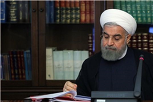 روحانی: با ارائه تصویری روشن از دین رحمانی اسلام، با بحران‌سازی ناصحیح دشمنان در زمینه اسلام‌ستیزی مقابله شود 