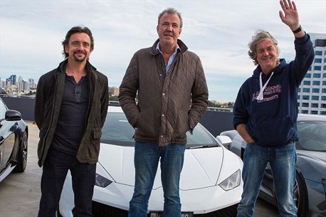 تصادف هولناک مجری سرشناس با خودرو میلیاردی اش!