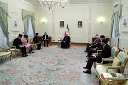 روحانی: افکار خشونت‌آمیز برای منطقه بسیار خطرناک است 