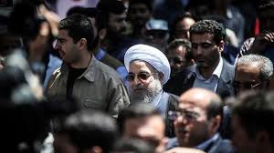 واکنش روزنامه جوان به توهین به روحانی: عدهاي سطحيگرا، ظاهربين، زماننشناس و هزينهساز، حزبالله را به چهرهاي هيجاني بيمنطق تبديل کردند