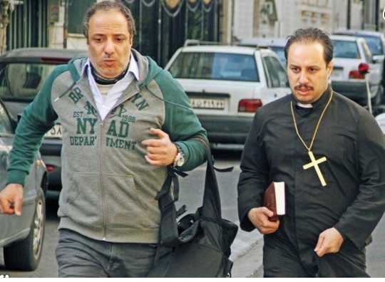 کمیسیون فرهنگی مجلس در خواب زمستانی/ اکران یک فیلم مبتذل در هیاهوی سیاسی کشور!/ فحشا در 