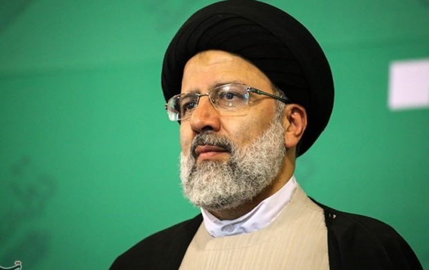 رئیسی برای تبدیل شدن به یک چهره موثرتر سیاسی و اجتماعی چه باید بکند؟