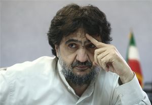 «دو تابعیتی‌ها» از مصادیق نفوذند/ دانشگاه در مقابل گفتمان انقلابی می‌ایستد