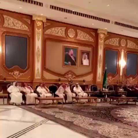 عکسی که در عربستان جنجال به پا کرد!