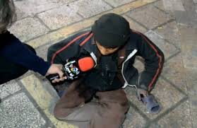 ویدئو: مستند جنجالی گدایان وارداتی / درآمد متکدیان واقعأ چقدر است؟ + فیلم