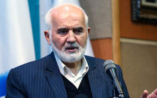  احمد توکلی: در ۴۰سال بعد انقلاب قدرت در اختیار عده‌ای بیسواد و پررو بود