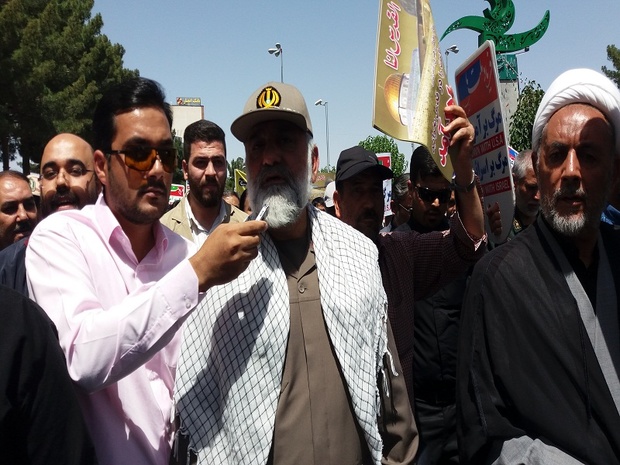 عنصر نفوذی در حوزه جمعیت چه‌کسی است؟/ اشتغال فرزند مطهری در شهرداری تهران/ شعبده‌بازی حلقه بسته‌ سیاسی با نام زنان!