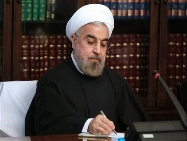 توصیه رئیس جمهور برای استفاده از فعالان ستادهای انتخاباتی اش در دستگاه ها/ تلاش سازمان یافته برای انتصاب اتوبوسی هواداران 