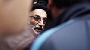 موسوی لاری: روحانی فقط در جایی موفق نبود که اختیاری نداشت/ «سگ» مخلوق زیبای پروردگار، از نگاه یک سلبریتی!