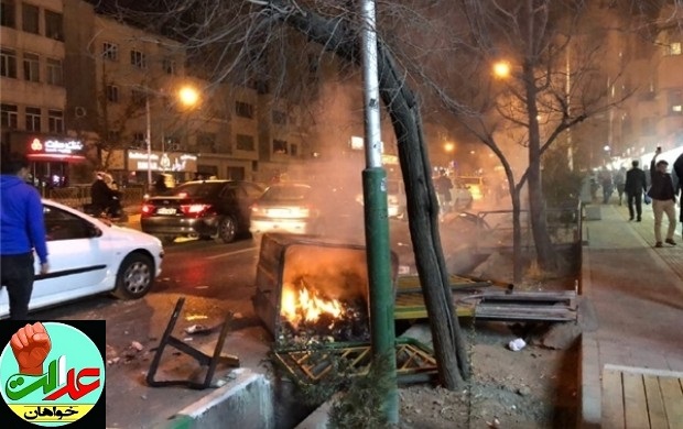 ماجرای دختران و پسران نقاب‌پوش اغتشاشگر/ فاز کشته سازی از تجمع کنندگان/ چه کسانی مردم را به تظاهرات سراسری دعوت می‌کنند؟/ چرا رئيس جمهور سخن نمي‌گويد؟ +تصاویر
