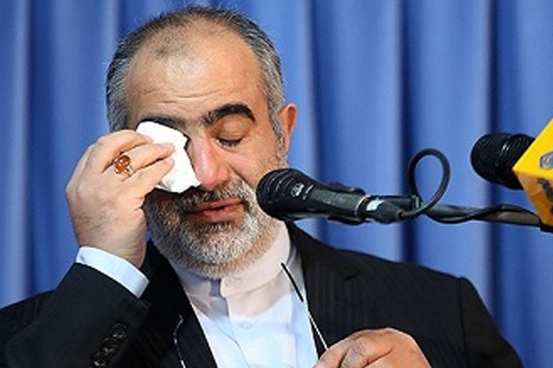 رفتار مشکوک یک مشاور برای مقابل هم قراردادن نهادهای حاکمیت
