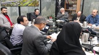 مجید توکلی مجرم امنیتی در جلسه شورای شهر چه می‌کند! 