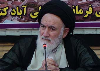 طلاب نباید نقش و جایگاه مهم خود در جامعه را سبک بشمارند