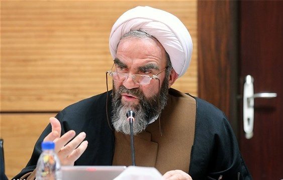 نظر یک روحانی حامی 