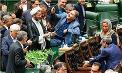 روایت اصلاح‌طلبانه از «سلفی حقارت»: نمایندگان از صحبت‌های موگرینی احساساتی شده بودند!