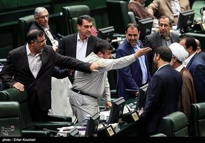 حاشیه های مجلس؛ از فریادهای «قاضیپور» تا خوب بودن «سلفی» در مجلس