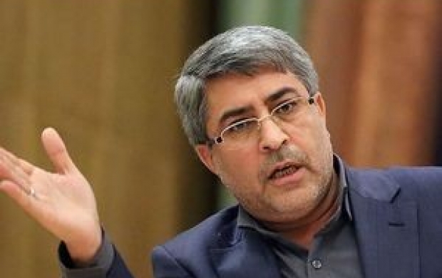 پسرتان را گول می‌زنند یا خود شما را آقای وکیل؟!