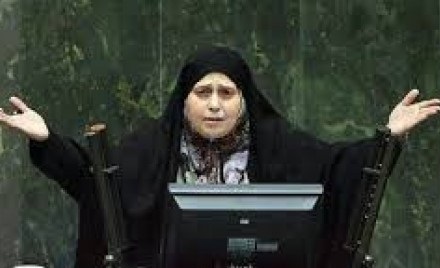از اینکه فرزندان چند نفر از همکارانم پُست گرفتند ناراحت شدم، به یاد بچه های دانشگاه شریف افتادم که به خاطر بیکاری مجبور به مهاجرت می شوند