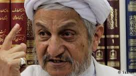 صانعی و تحریف سخنان امام(ره)!/ خطر نهضت آزادی بیشتر از منافقین