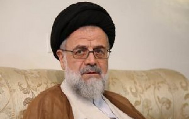 انتقاد یک چهره اصلاح‌طلب از پایگاه شدن مساجد!