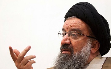  منبر جای بازی‌های سیاسی نیست/ نباید مداحان ما سکولار باشند/ برگزاری همه‌پرسی اقلیم کردستان نقشه رژیم صهیونیستی است/ مراکز نظامی ناموس ماست، اجازه فضولی نمی‌دهیم