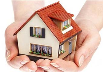 خیر تهرانی برای یتیم گلستانی تحت حمایت خود خانه خرید