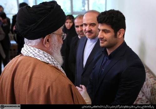 دیدار علیرضا کریمی با رهبر انقلاب (عکس) 