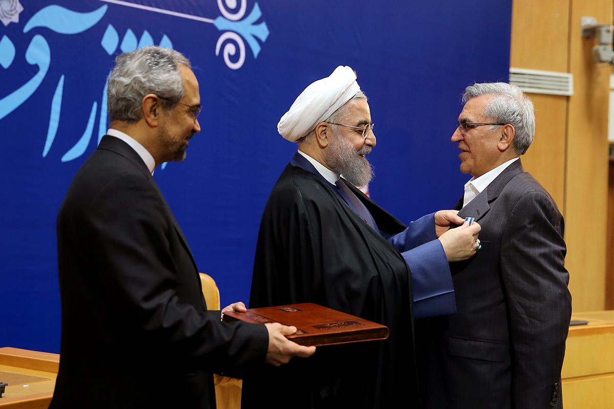 بازهم آزادی پولهای بلوکه شده ما با معاوضه یک جاسوس و نه با برجام!!!
