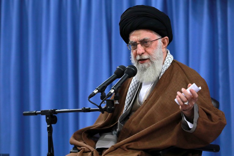 در قضایای اخیر دشمنان هم‌پیمان شدند/ حرف‌هایی دارم و در وقت آن با مردم عزیزمان سخن خواهم گفت