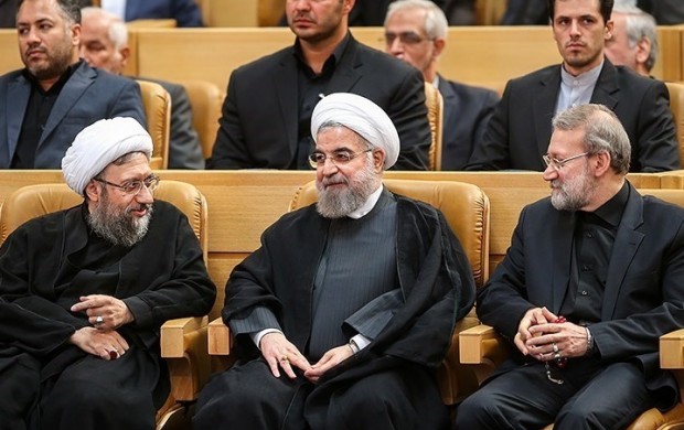 توهین «جمهوری‌اسلامی» به برادران لاریجانی