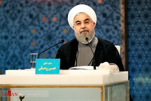 دعوا میان ستاد اعتدال و اصلاحات بالا گرفته است/ آنها دیگر دست روحانی را نمی‌بوسند!