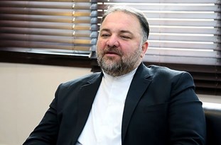 مبارزه با رانت و مفسدان اقتصادی، مبارزه با اختلاس، مدیریت سودهای بانکی که کمر مردم را شکسته است / باید با این مفسدان حتی تا پای اعدام برخورد کرد.