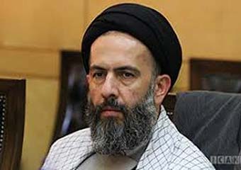 رییس دانشگاه آزاد استان از پیگیری مطالبات اساتید خبر داد/ استادی تا قبل از مهر ۹۵ مطالبه دارد اطلاع دهد