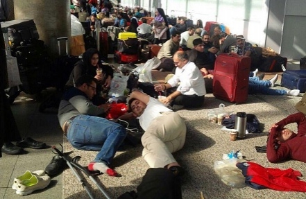 هیچکس به مردم پاسخگو نیست/ بجای عذرخواهی از تقصیرها به مردم توهین می‌کنند 