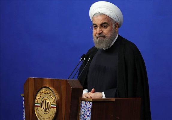 چرا روحانی در نشست خبری دیروز بیش از 70 مرتبه گفت «باید»؟ / مسئول کیست جنابِ رئیس!؟ 