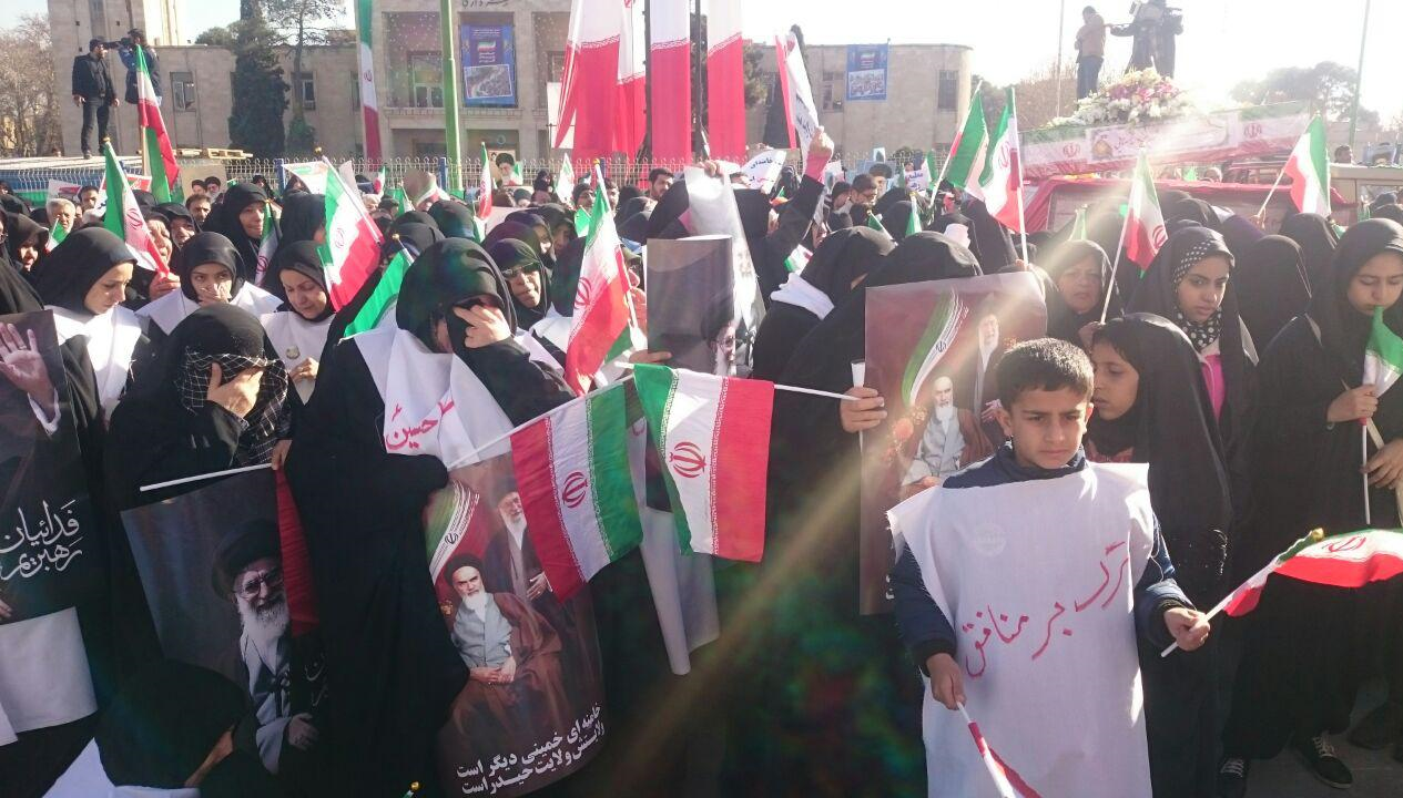 تصاویر | راهپیمایی سراسری مردم ایران علیه بدخواهان نظام 