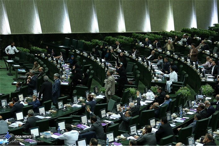 استانداران موظف به فروش ساختمان‌های ملکی دستگاه‌های اجرائی شدند 