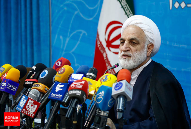 بازداشت 3 متهم در پرونده جاسوسی محیط زیستی/ آخرین وضعیت پرونده اختلاس در وزارت نفت/ دستگیری مسئول سابق حراست بانک مرکزی 