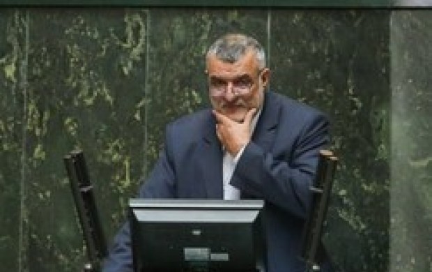 درگیری دو نماینده بر سر استیضاح حجتی