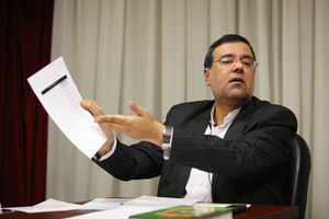 مشایی دستور معدوم‌کردن پرونده تخلفات «امیرمنصور آریا» را صادر کرد/ سازمان میراث فرهنگی پستوخانه کثیف دولت دهم بود