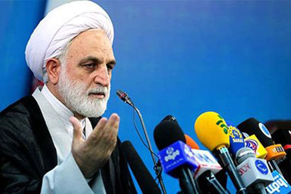 نباید با دستگیری یک نفر کارخانه او تعطیل و کارگران بیکار شوند/ توفیق زیادی در مبارزه با قاچاق کالا نداشته‌ایم