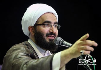 شناخت میل و نیاز مخاطب از ضروریات تبلیغ است / امروز روحانیت را متهم به مخالفت با نشاط می کنند