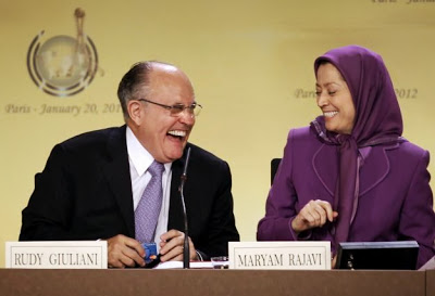 پیوند واشنگتن و منافقین با کامیون‌های طلای سعودی‌ها! 